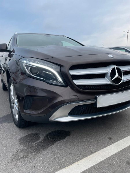 Mercedes GLA