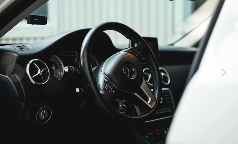 Mercedes A