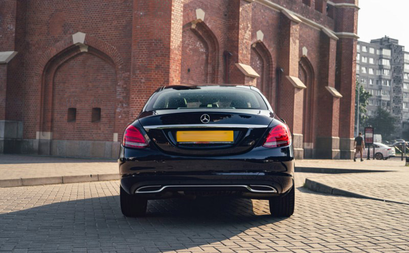 Mercedes C
