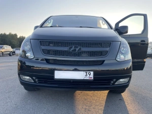 Hyundai H-1 (Grand Starex)